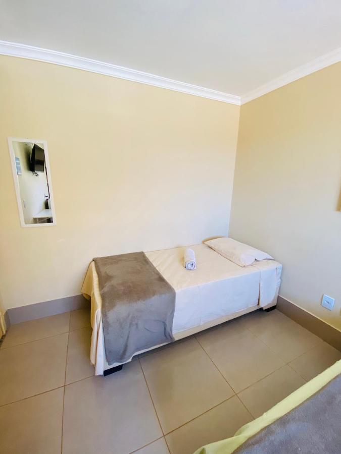 Hotel Pousada Marra Catalão Esterno foto