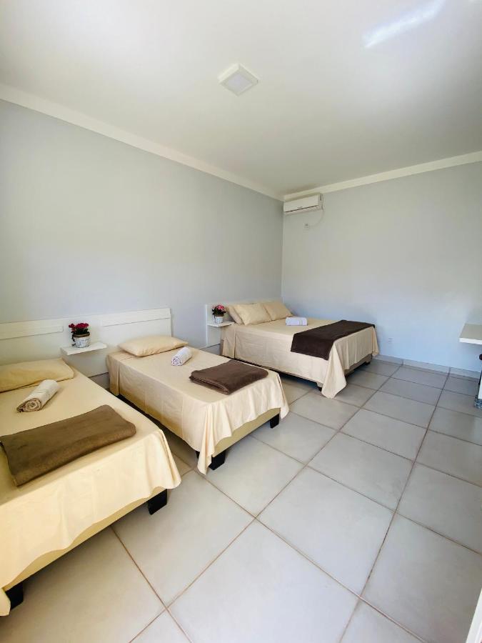 Hotel Pousada Marra Catalão Esterno foto