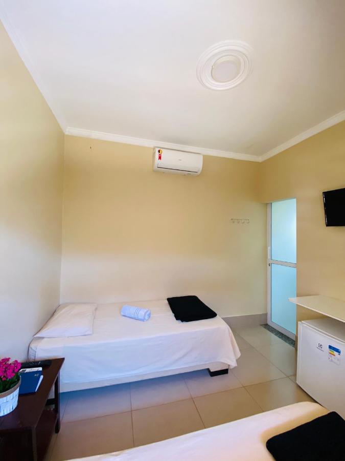 Hotel Pousada Marra Catalão Esterno foto